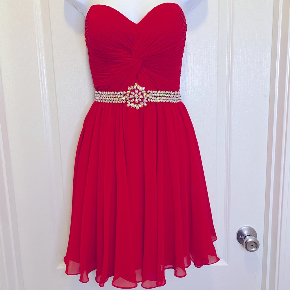 Cinderella Devine Red Formal Prom Bridesmaid Sweet 16 Mardi Gras Dress